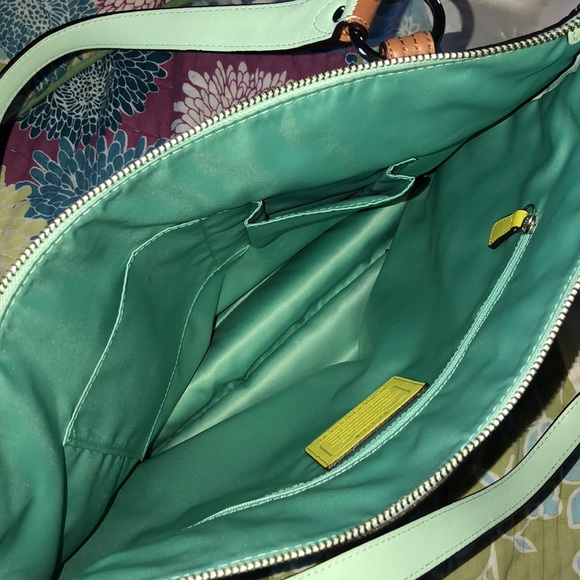 Quirky COACH Zipper Tote/shoulder bag - Picture 5 of 7